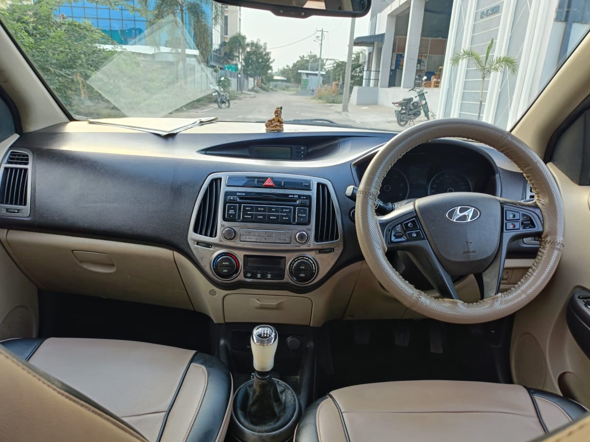 Hyundai I20(2012-2014) Sportz 1.2